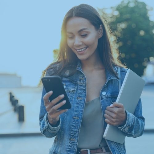 Contacta a traves de la APP