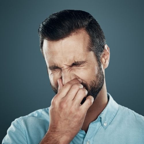 tabaco en el ascensor