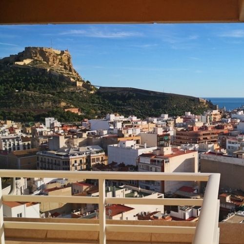 Piso en venta en Alicante con vistas al Castillo Santa Bárbara